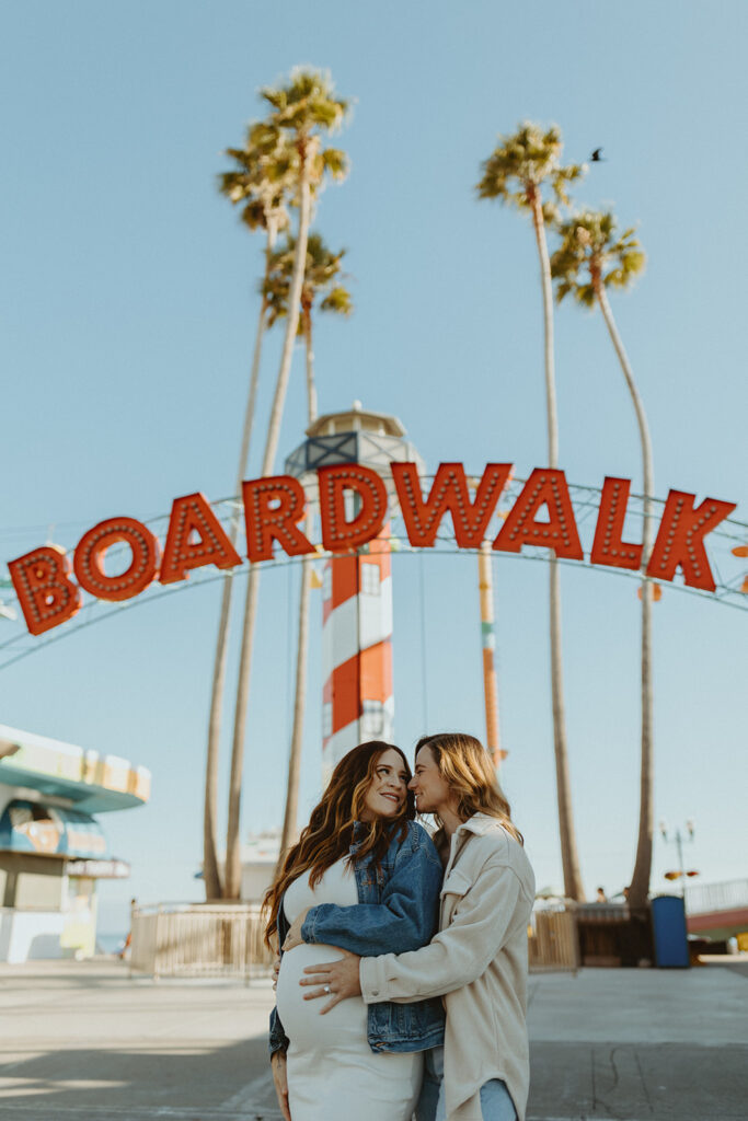 Santa Cruz maternity photoshoot at Santa Cruz beach boardwalk