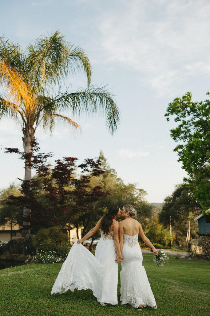 backyard wedding in auburn california