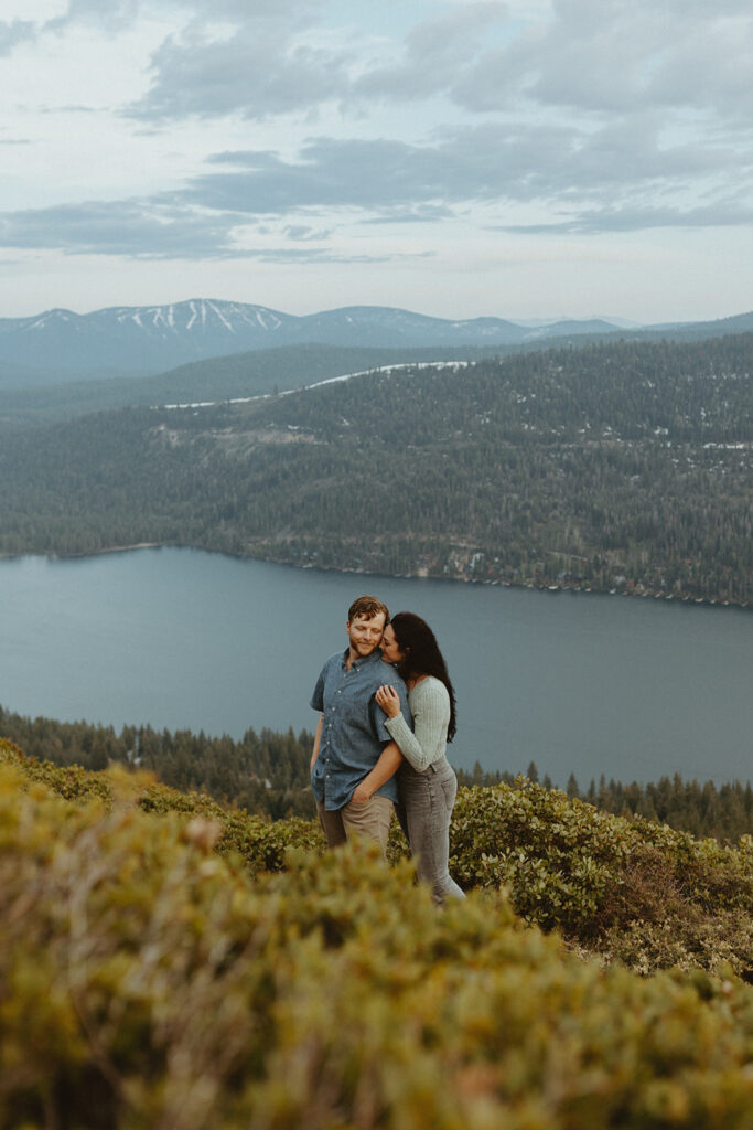 donner lookout engagement photos