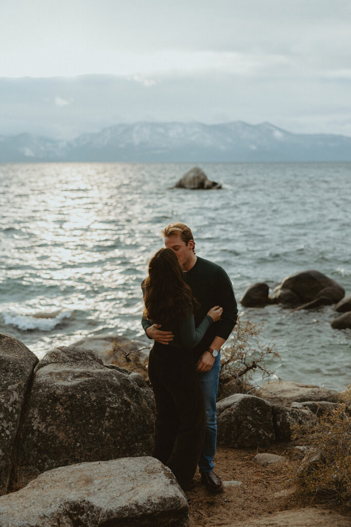 lake tahoe engagement photoshoot