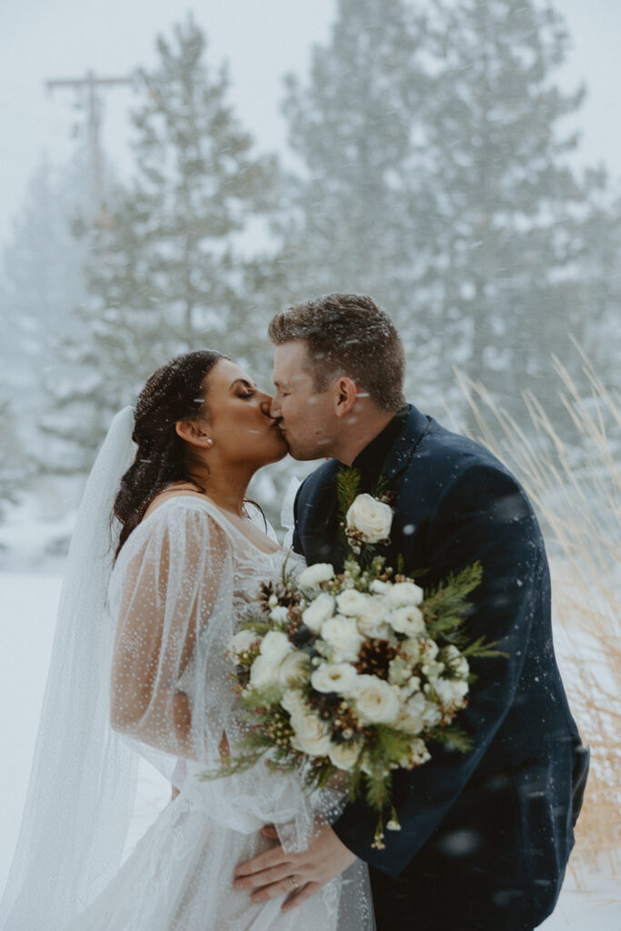 winter wedding at Tannenbaum